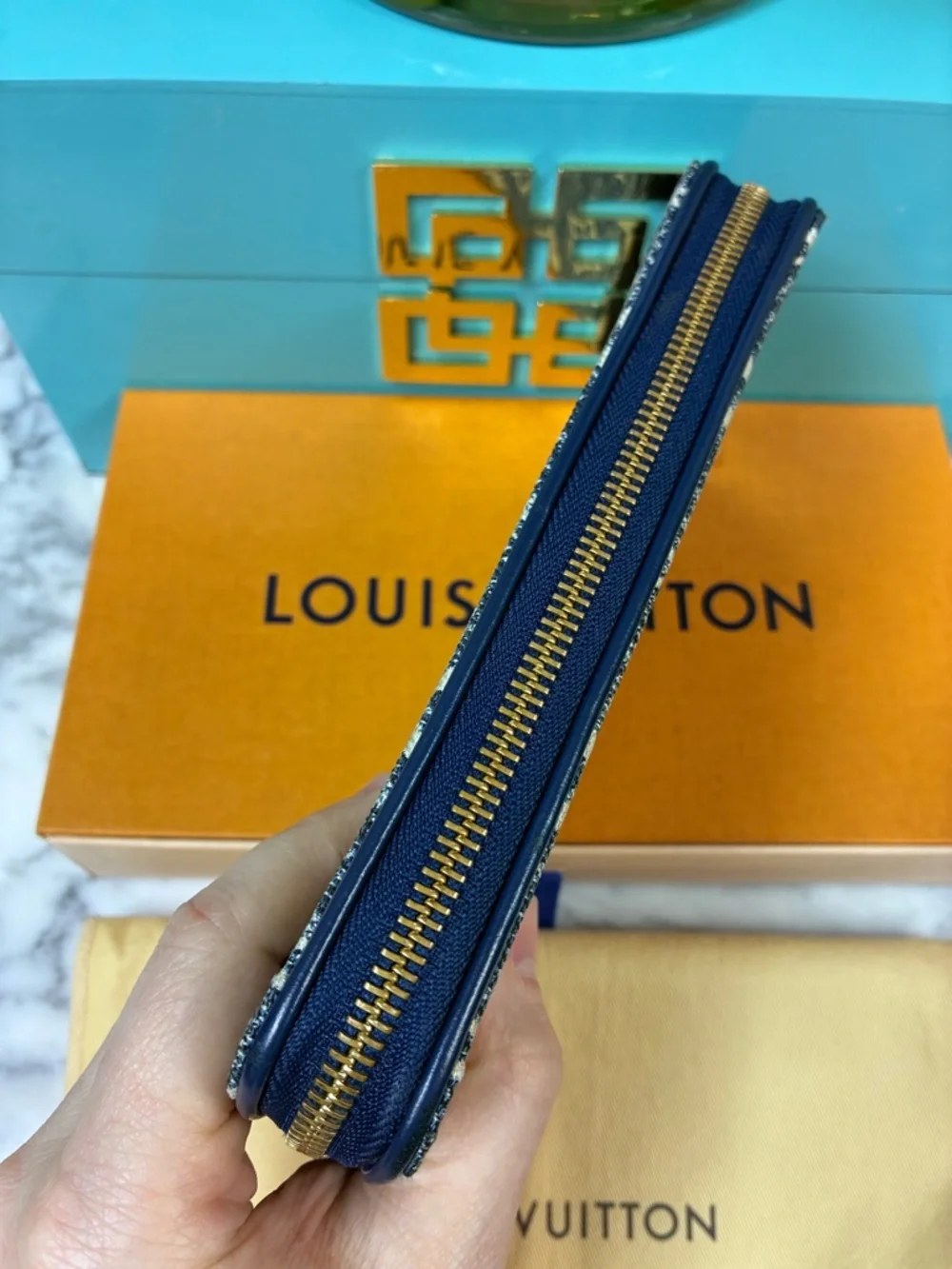 Louis Vuitton Blue Denim Monogram Long Zippy Wallet - Excellent Pre-Loved EUC - Picture 4 of 16